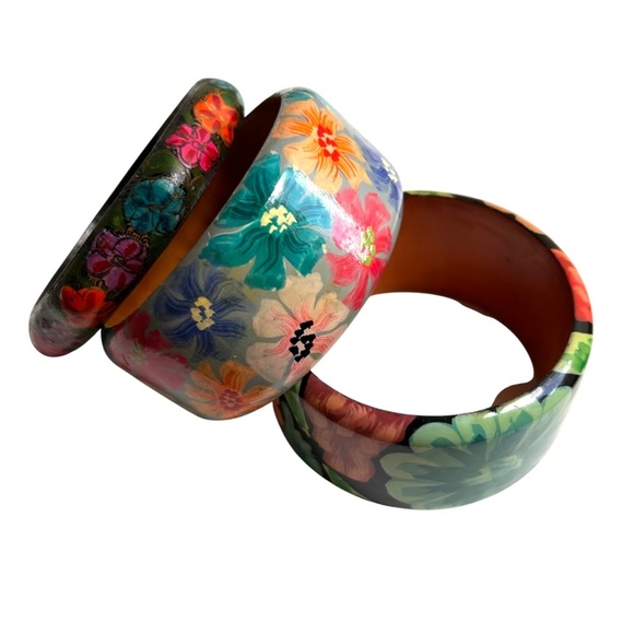 Group of 3Vintage Hand Painted Wood Bangle Bracelets - Picture 7 of 11